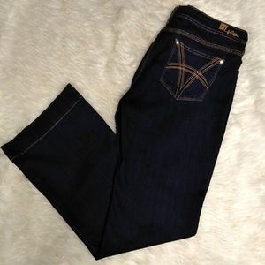 Kut from the Kloth Maggie Flare Denim